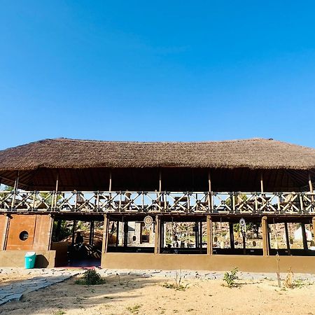 Hippie Land Hampi Hotel Exterior photo