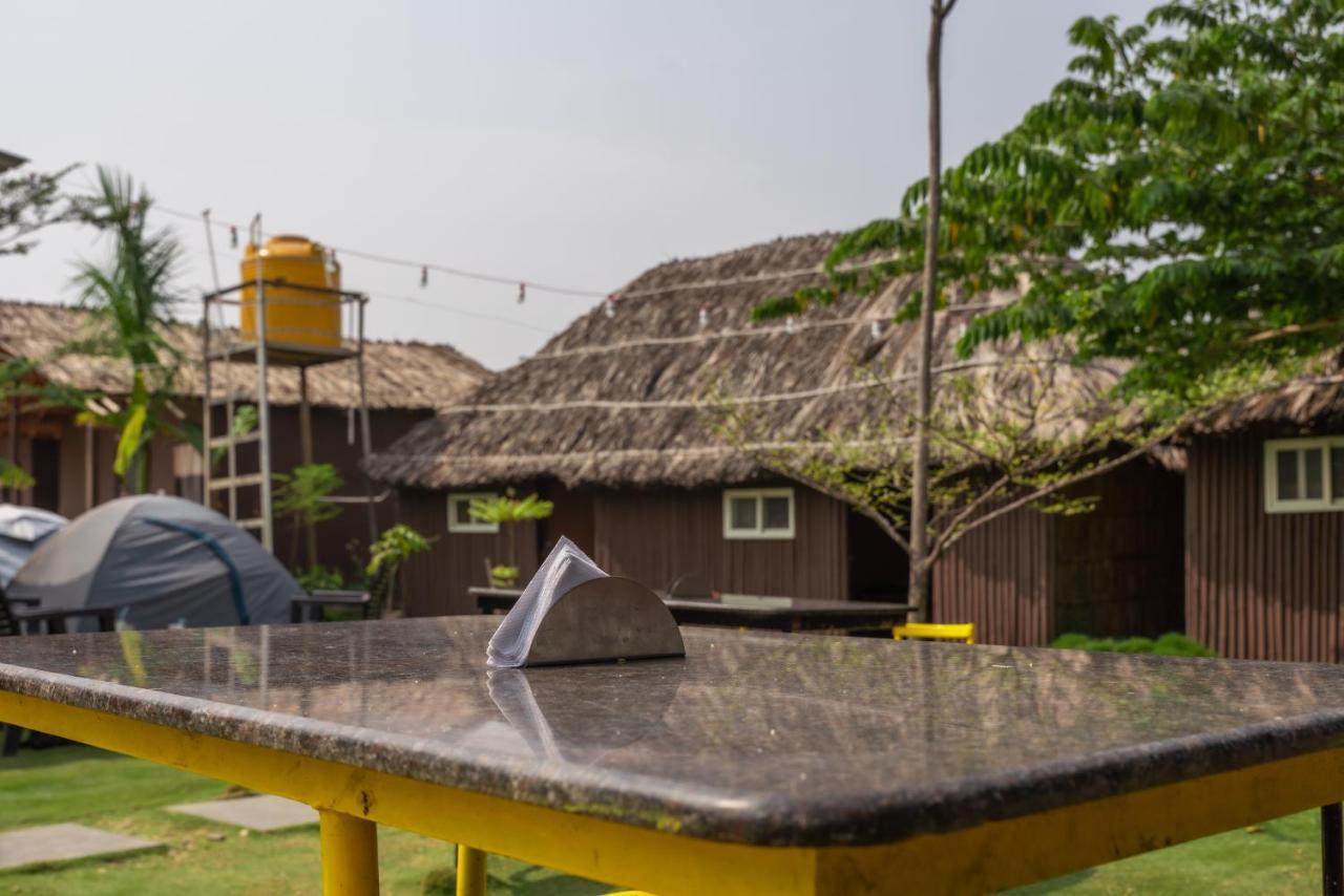 Hippie Land Hampi Hotel Exterior photo